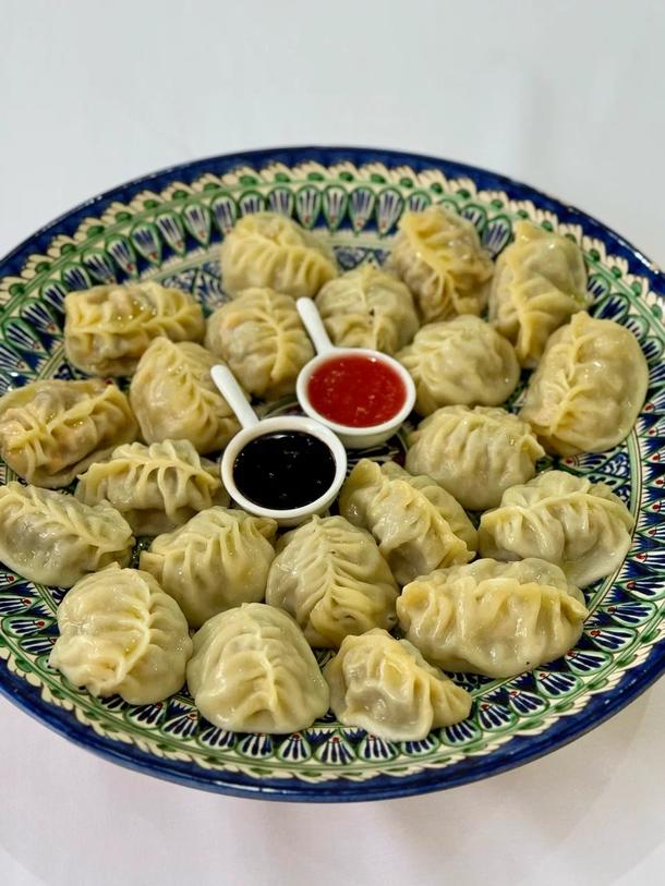 Манты с тыквой и телятиной