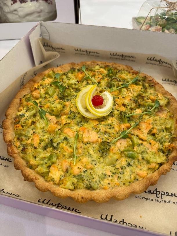 Киш с семгой и брокколи Киш с семгой и брокколи