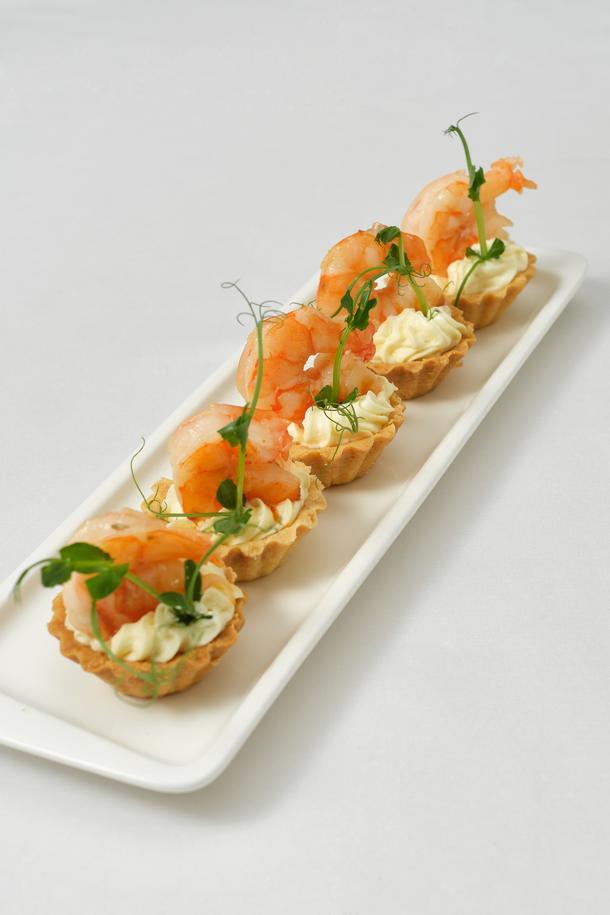 Тарталетка с креветкой