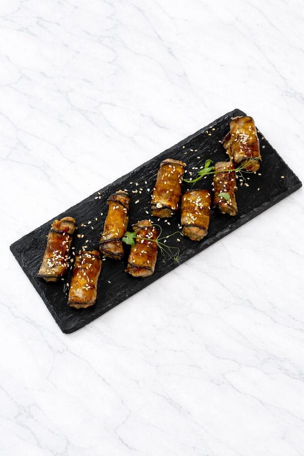 Рулетики из баклажанов с грецким орехом