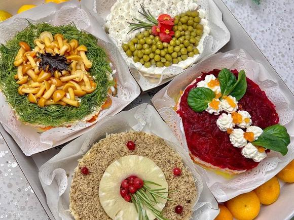 Комбо "Новогодний микс в тарелке" на 5-10 персон в Барнауле