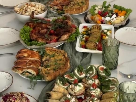 Банкетный сет "Праздничный" на 7-8 персон в Барнауле